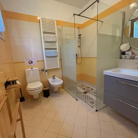 Residenza Fontana Del Ferro 招待所 维罗纳