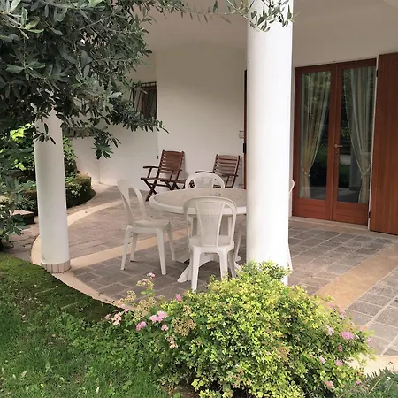 Residenza Fontana Del Ferro 招待所 4*