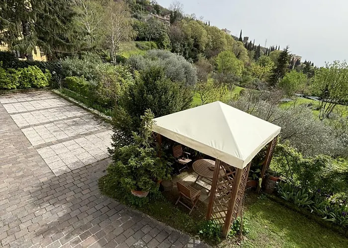 Residenza Fontana Del Ferro 4*